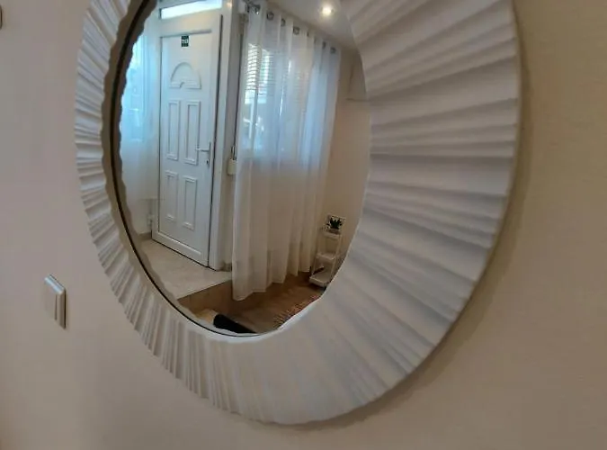 Conte * سبليت